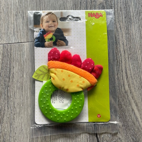 HABA Chomp Chomp Flower Teether - Picture 3 of 4